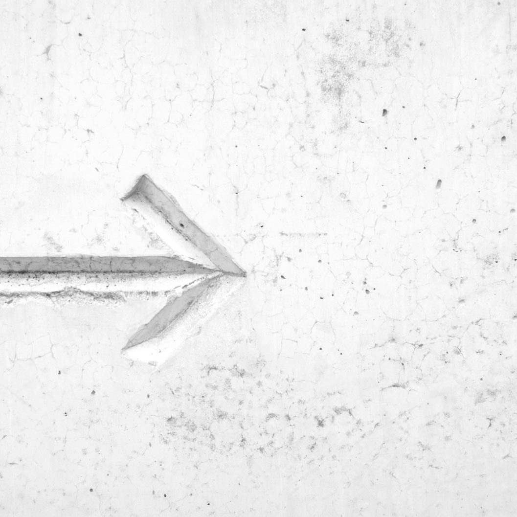 O&Z BAU – Schadstoffsanierung Beispiel Schadstoffsanierung – Wand mit Asbestresten